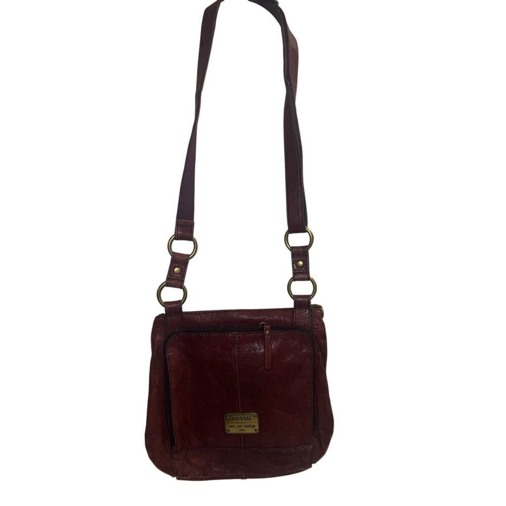 ✨Fossil Wine Crossbody Adjustable with Key Charm✨